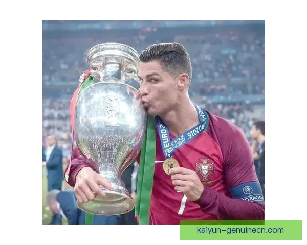 C罗在新赛季中战术体系调整初见成效，展现出持续提升的竞争力